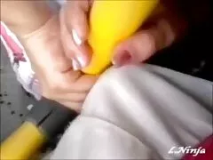女の子は日焼けし、日焼けし、彼女にそれを与える 女性 の エロ 動画 無料