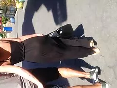 フェラチオと顔の豊かさを強制する 女性 版 エロ 動画