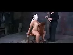 金髪のバスルームでクソ エロ 女 中
