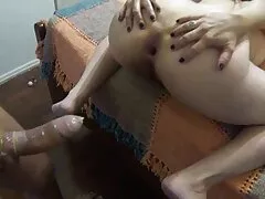 女の子の大きな美しい唇にカメラ エロ 動画 女性 マッサージ